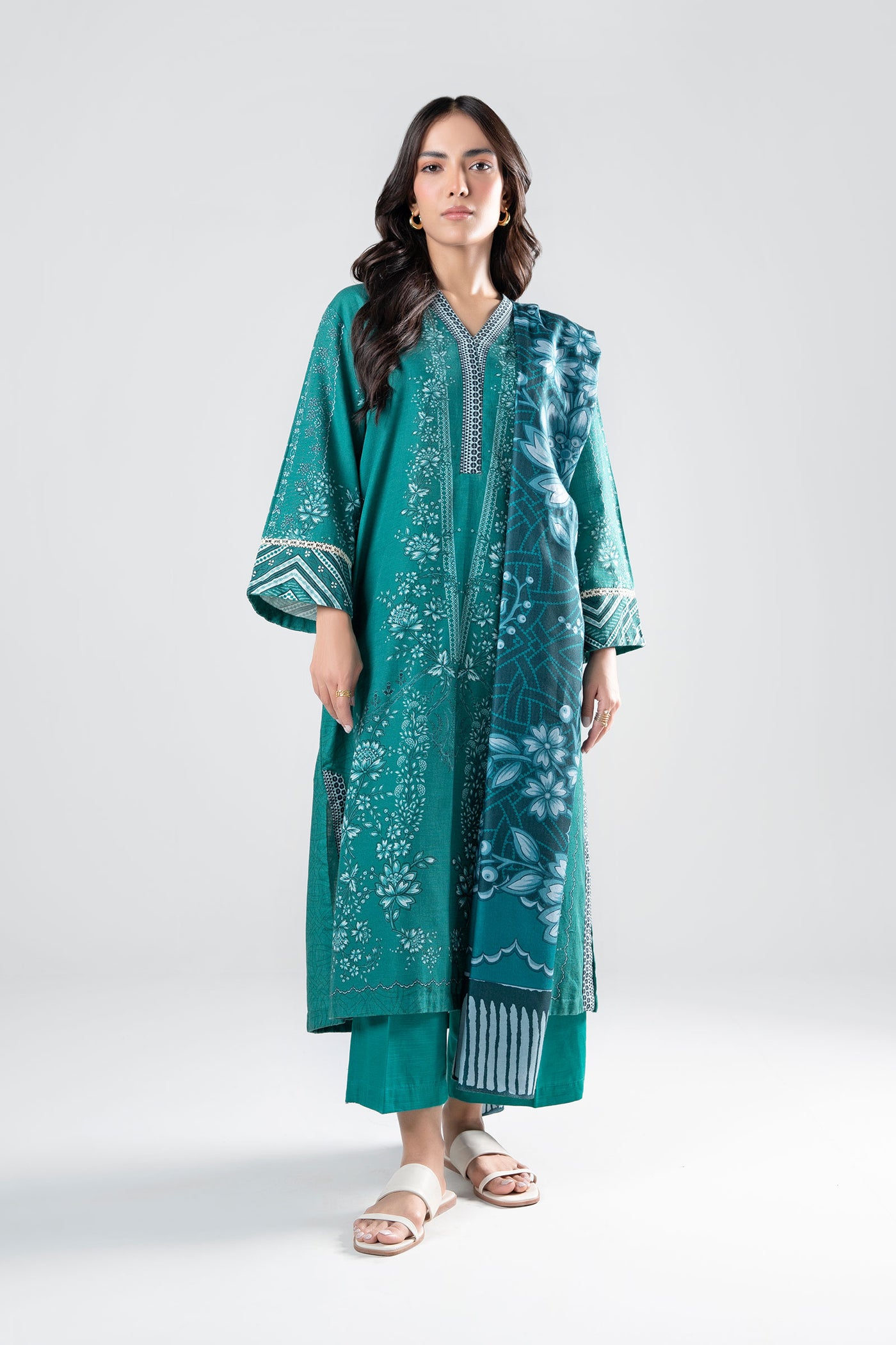 3 Pc Printed Khaddar Suit | MB-WS24-172