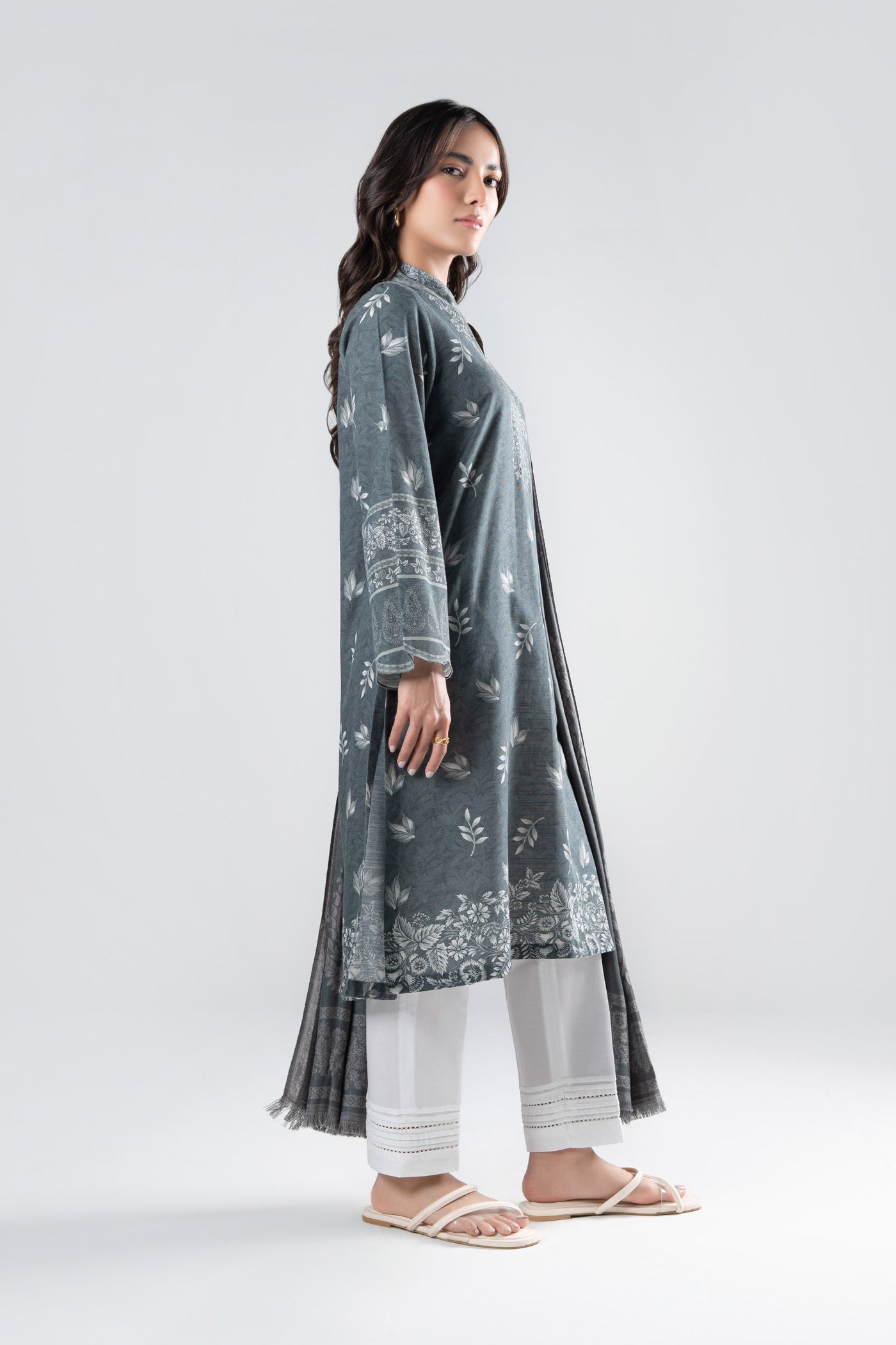 2 Pc Printed Khaddar Suit | MB-WS24-176