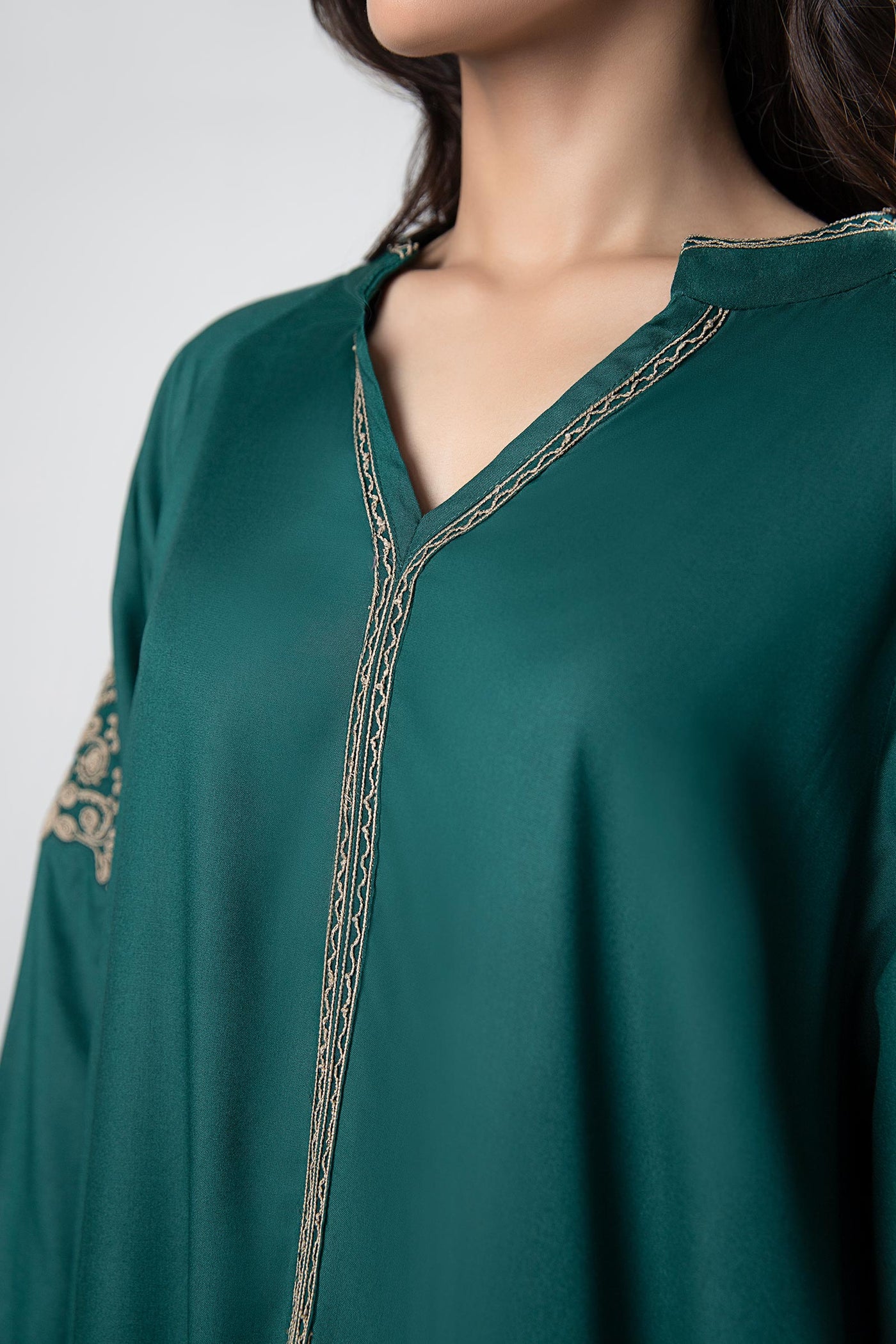 Embroidered Linen Shirt | MB-WS24-180