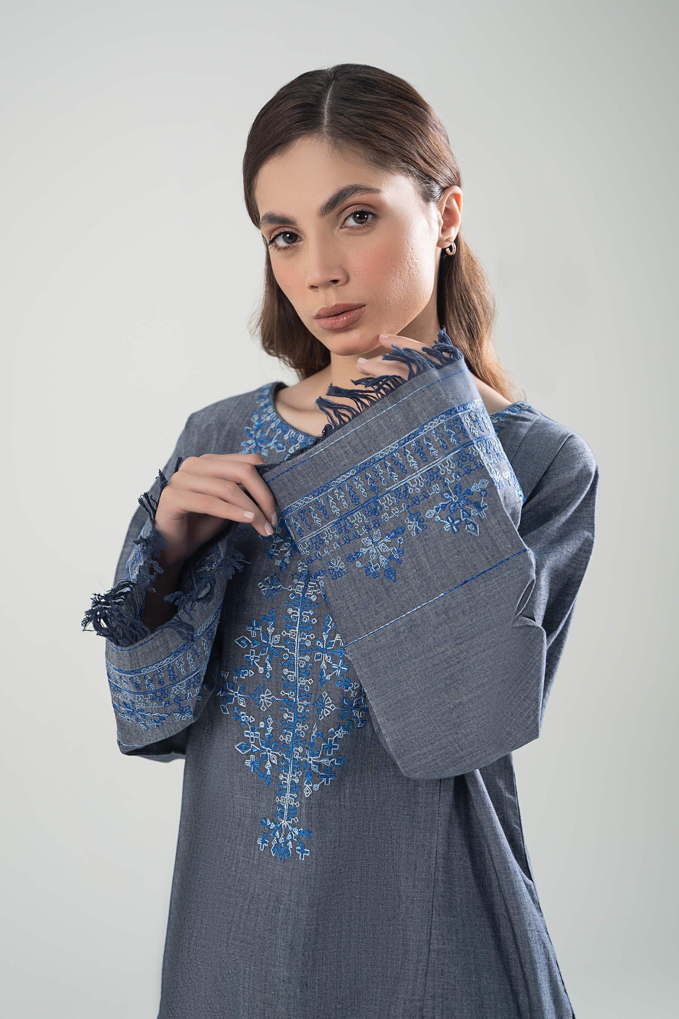 Embroidered Yarn Dyed Shirt | MB-WS24-32-A