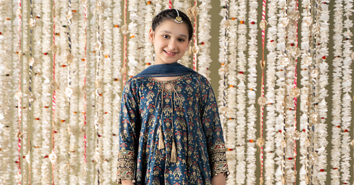 3 Piece Embroidered Lawn Suit | MKD-EF25-05