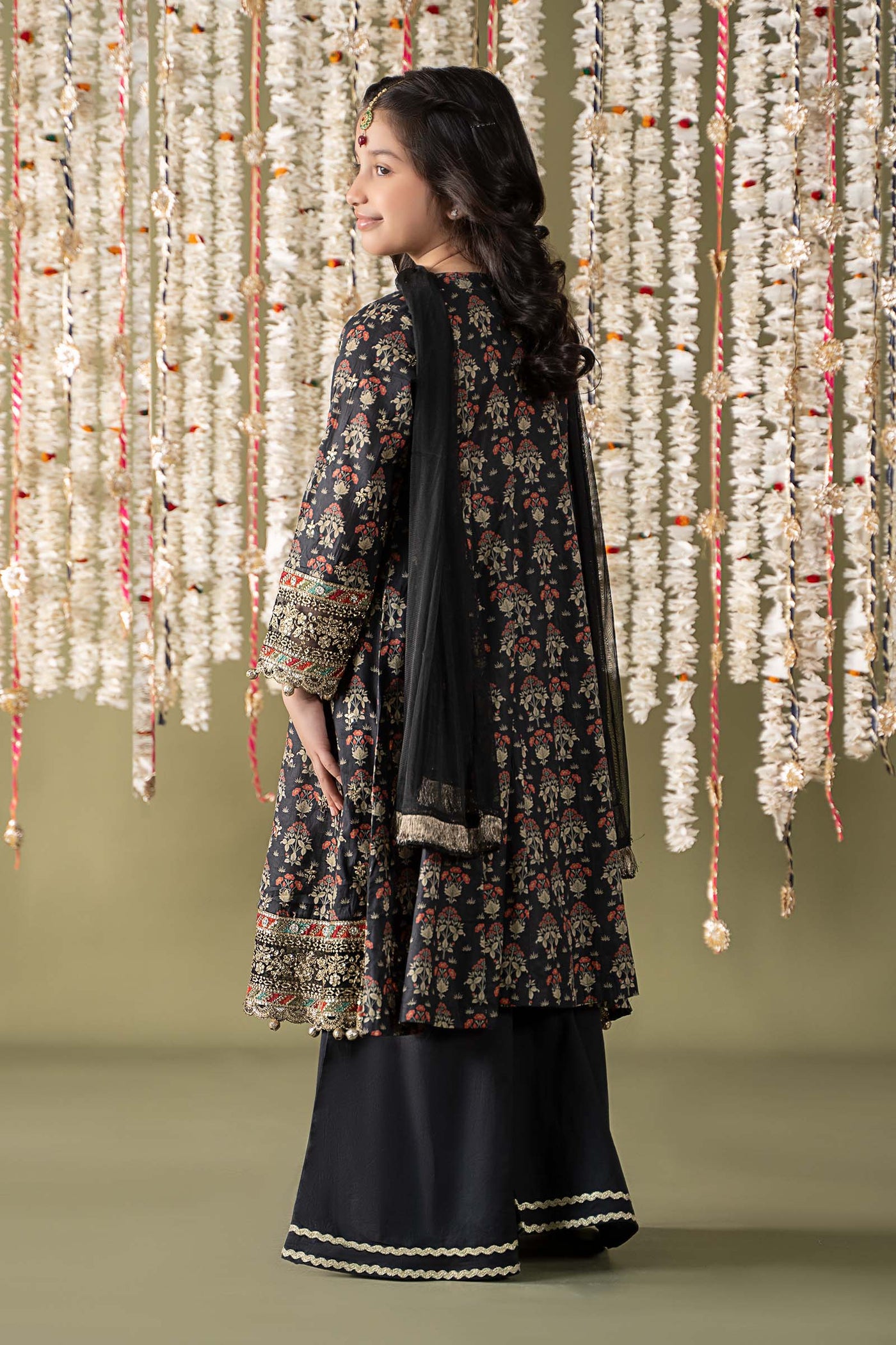 3 Piece Embroidered Lawn Suit | MKD-EF25-05