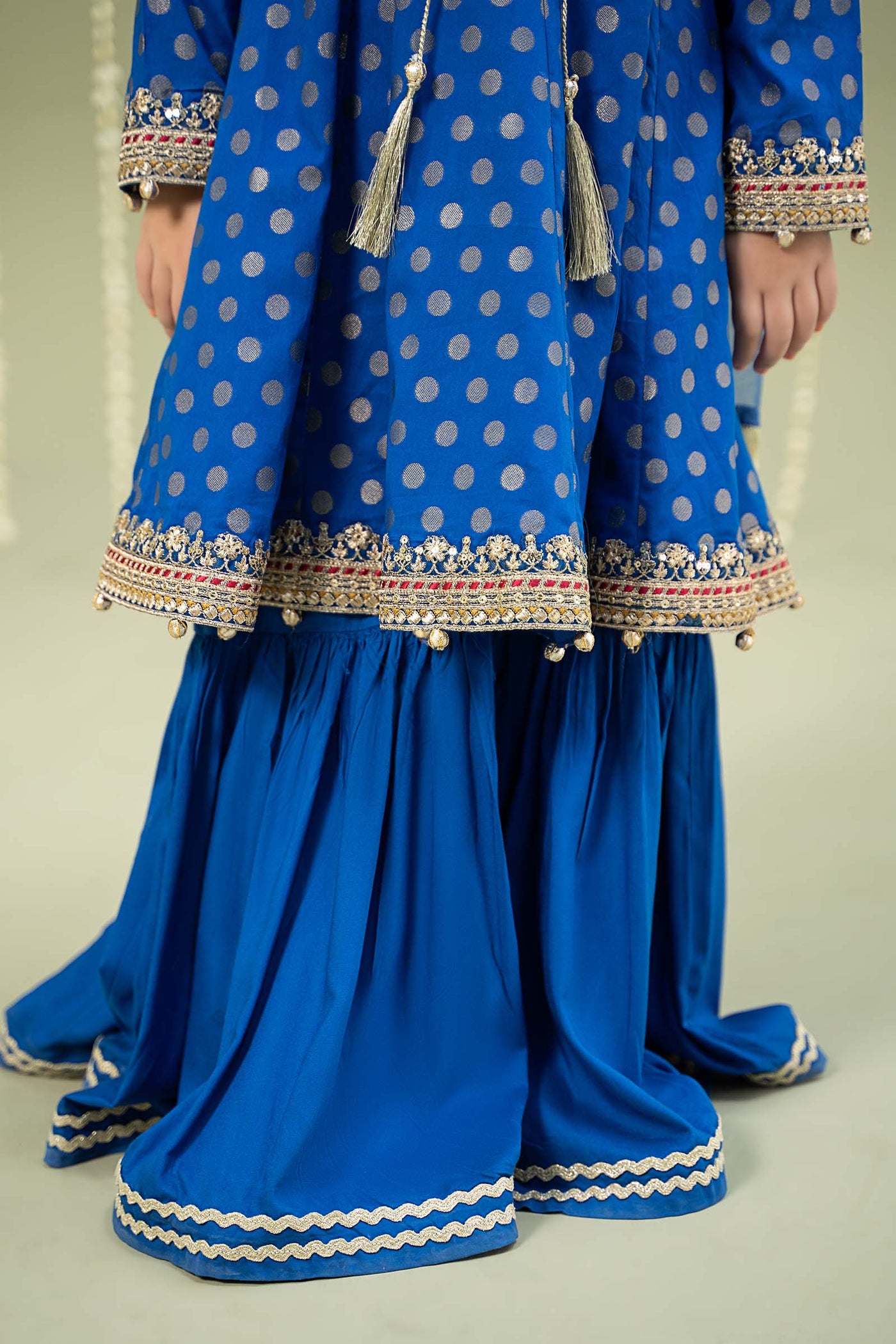 3 Piece Embroidered Jacquard Broshia Suit | MKD-W24-23