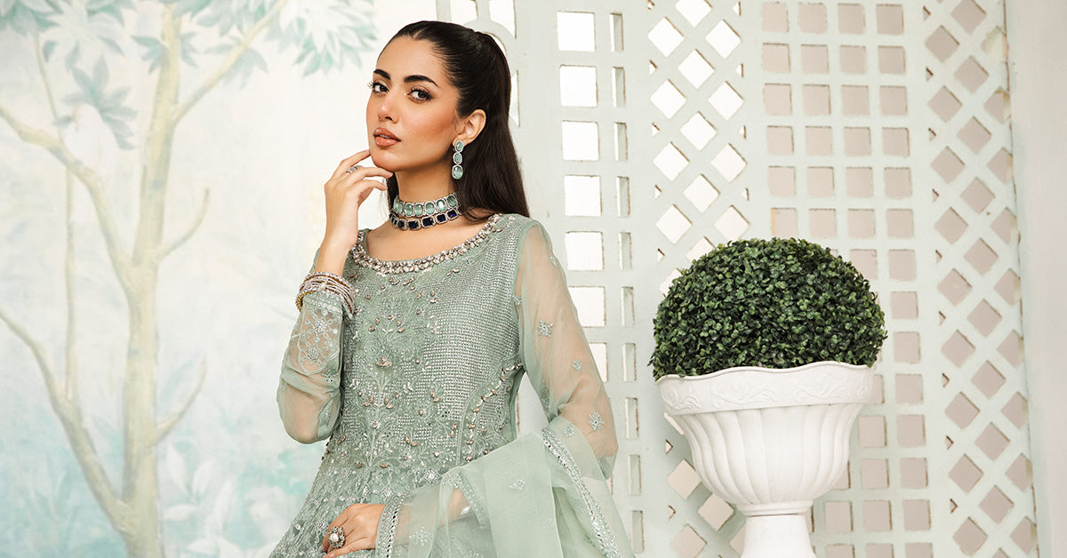 3 Piece Embroidered Bamber Chiffon Suit | SF-EA24-36