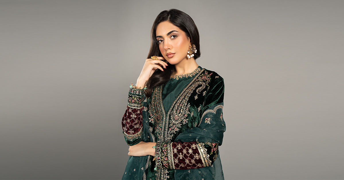 3 Piece Embroidered Velvet Suit | SF-W24-81