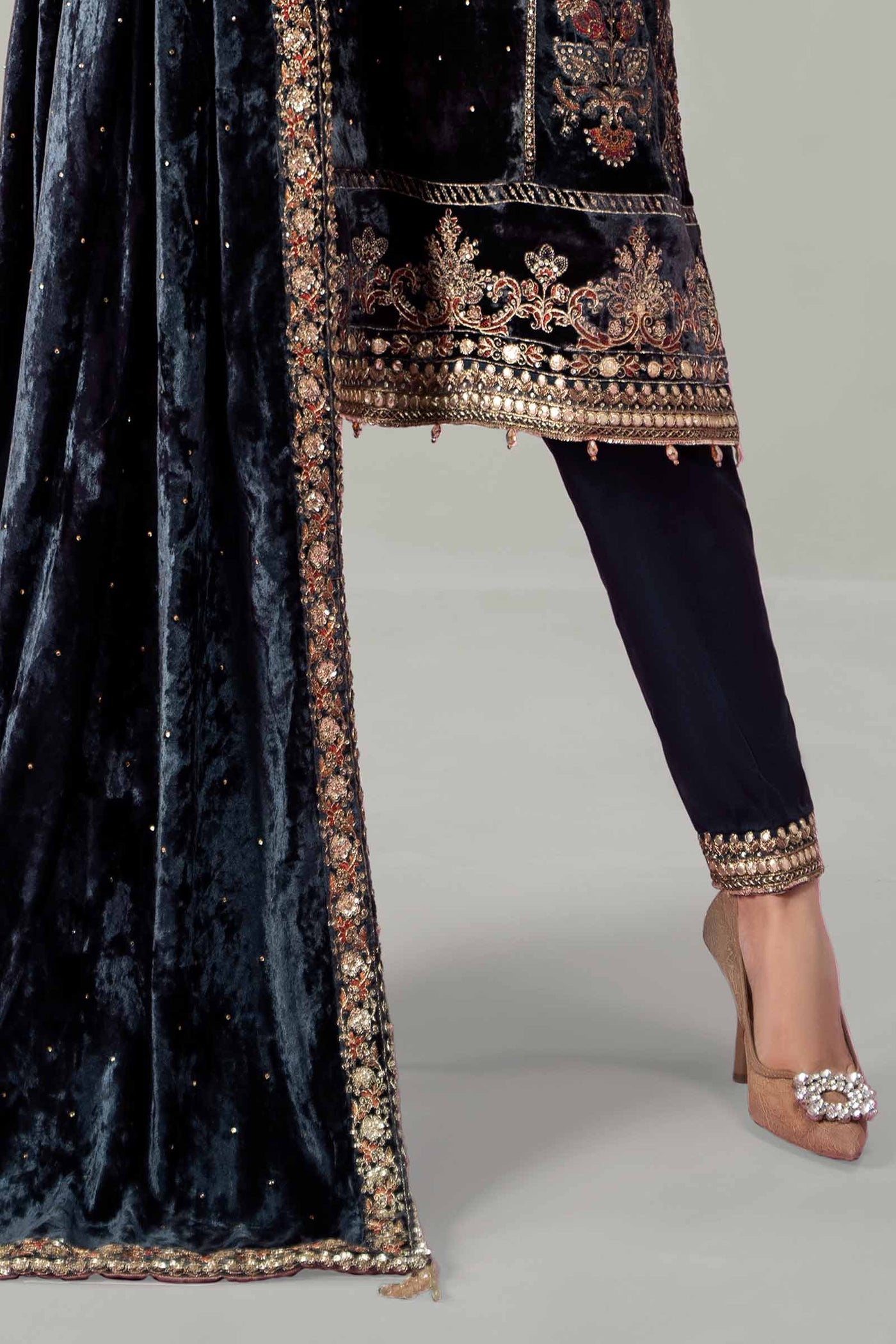 3 Piece Embroidered Velvet Suit | SF-W24-14